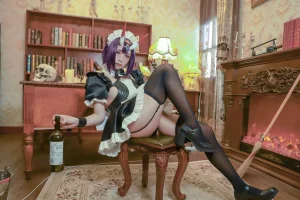 贞子蜜桃《酒吞童子 女仆》主题写真：20张全套美图