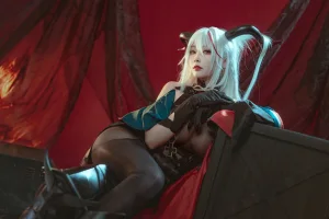 宮本桜《埃吉尔》主题写真：20张全套美图