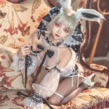 狐玖玖《碧蓝航线 可畏 白兔女郎》主题写真：25张全套美图