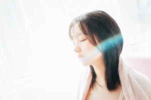 阿半今天很开心《私房》主题写真：26张全套美图