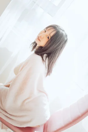 阿半今天很开心《私房》主题写真：26张全套美图