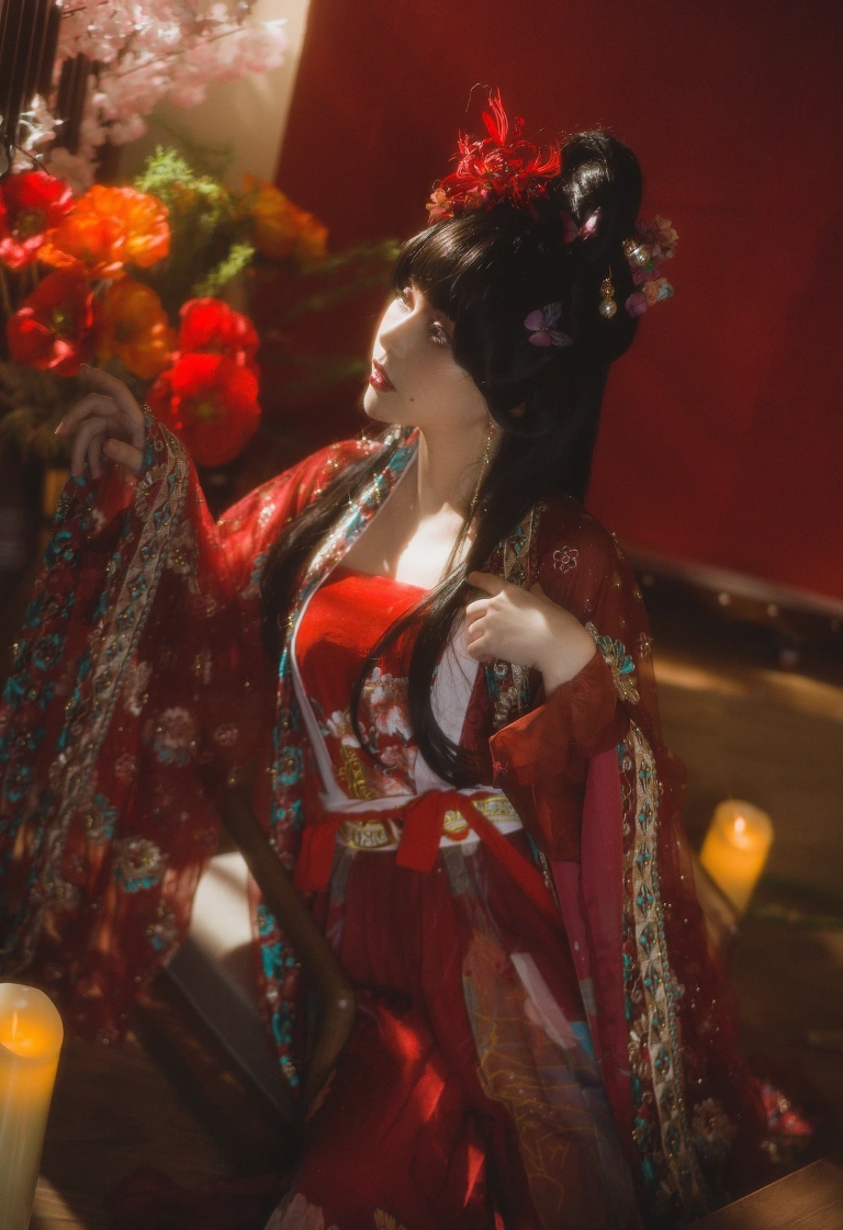 凛子酱《抚绸衣庄》主题写真：26张全套美图
