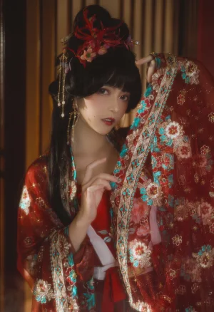 凛子酱《抚绸衣庄》主题写真：26张全套美图