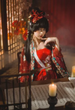 凛子酱《抚绸衣庄》主题写真：26张全套美图