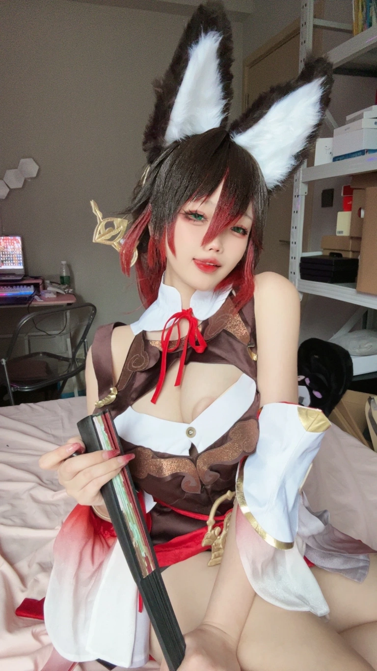 小瑶幺幺《停云 自拍版》主题写真：28张全套美图