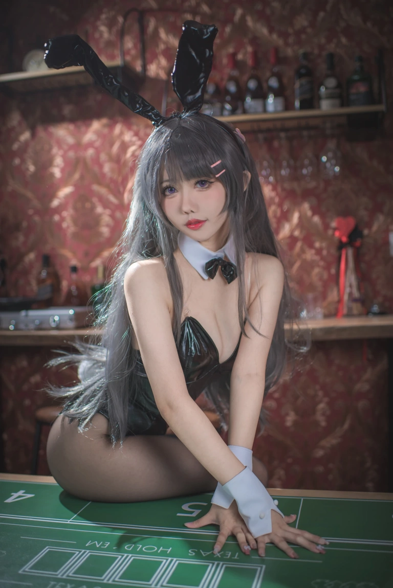 仙女月《樱岛麻衣兔女郎》主题写真：33张全套美图