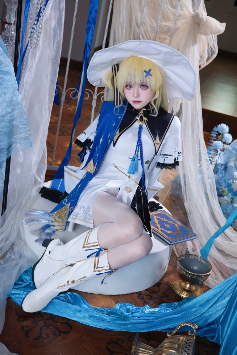 双木扶苏《鸣潮 菲比》主题写真：33张全套美图