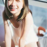 清青琴玖《生活的频道》主题写真：36张全套美图