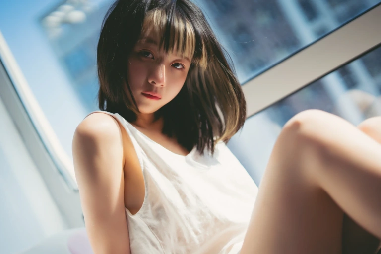 清青琴玖《生活的频道》主题写真：36张全套美图