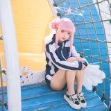 矢量鱼《蔚蓝档案 圣园未花体操服》主题写真：41张全套美图