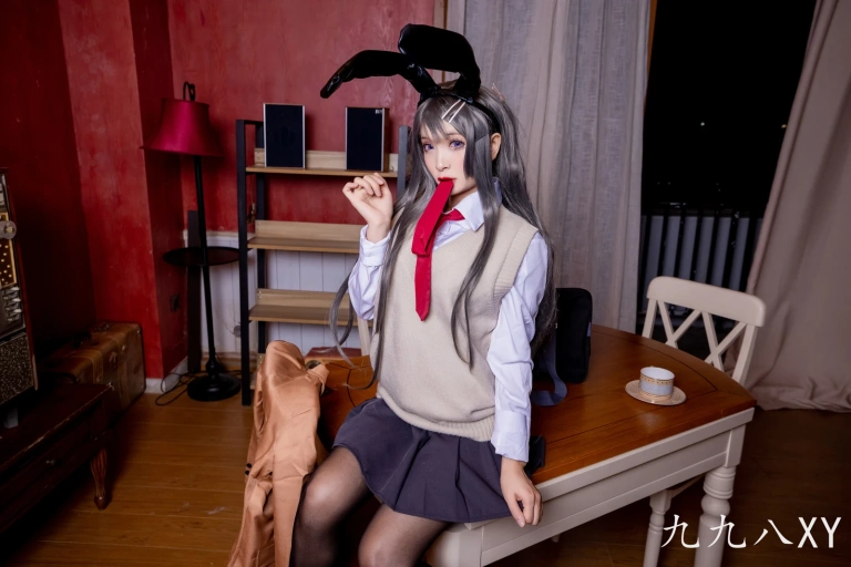 九九八《麻衣学姐》主题写真：46张全套美图