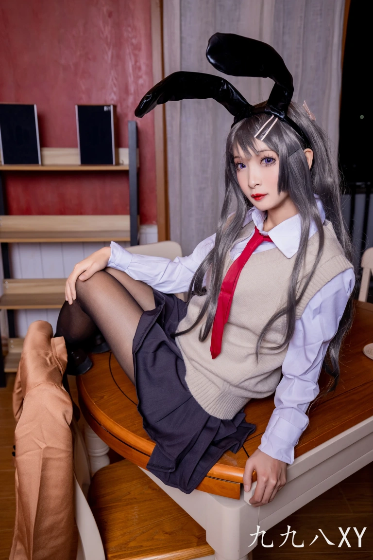 九九八《麻衣学姐》主题写真：46张全套美图