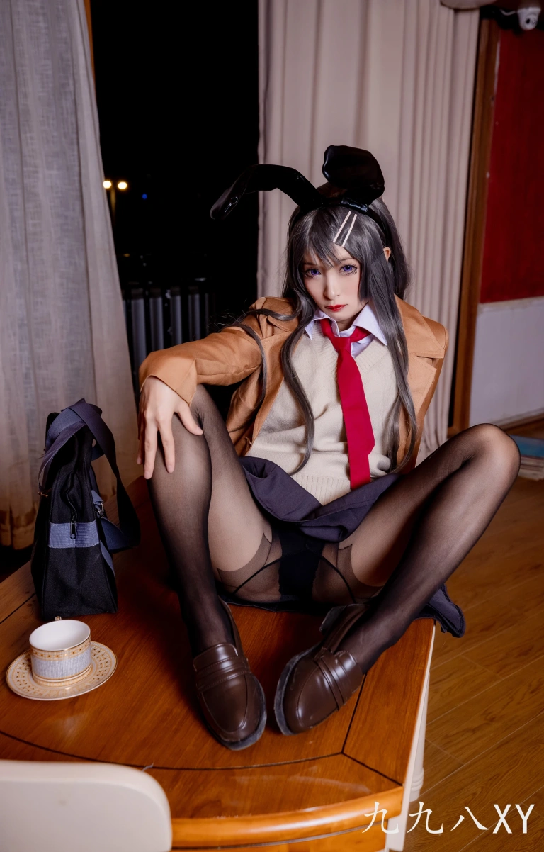 九九八《麻衣学姐》主题写真：46张全套美图