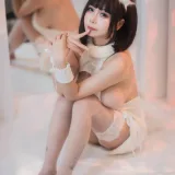 末夜《禁忌之恋 猫娘》主题写真：56张全套美图