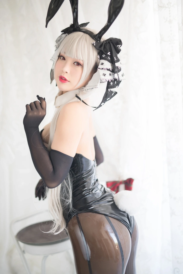 白烨《可畏兔女郎》主题写真：79张全套美图，含17个视频