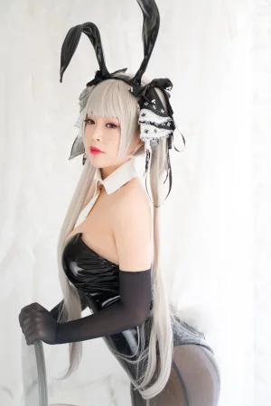 白烨《可畏兔女郎》主题写真：79张全套美图，含17个视频