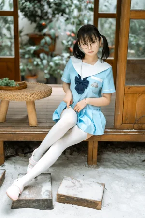 幼水铃衣《居家双马尾合集》主题写真：80张全套美图，含1个视频