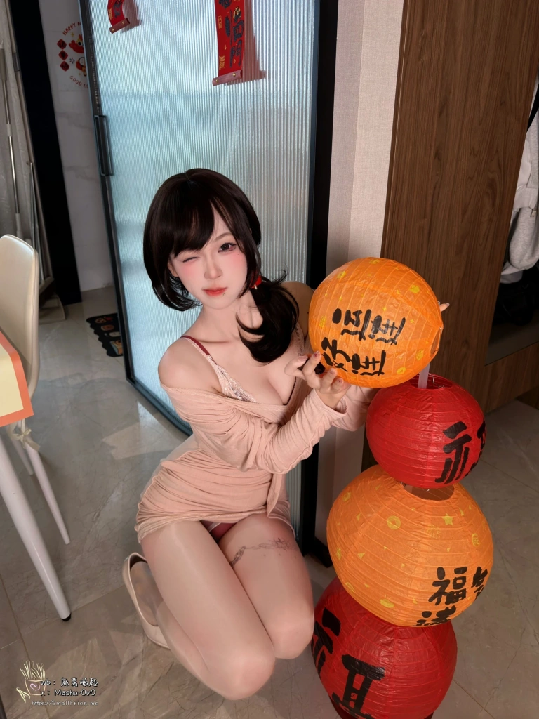 麻薯好吃《岁末情书》主题写真：105张全套美图，含1个视频