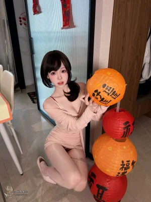 麻薯好吃《岁末情书》主题写真：105张全套美图，含1个视频
