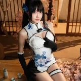 瓜希酱《瓶儿》主题写真：12张全套美图