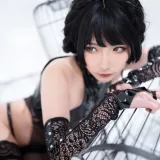 是三不是世《功夫旗袍》主题写真：18张全套美图