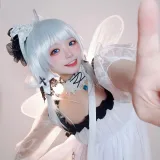 伊喵君《碧蓝航线 小光辉》主题写真：19张全套美图