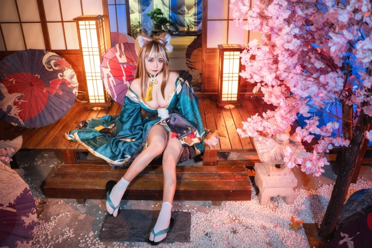 贞子蜜桃《原神 希娜小姐》主题写真：19张全套美图