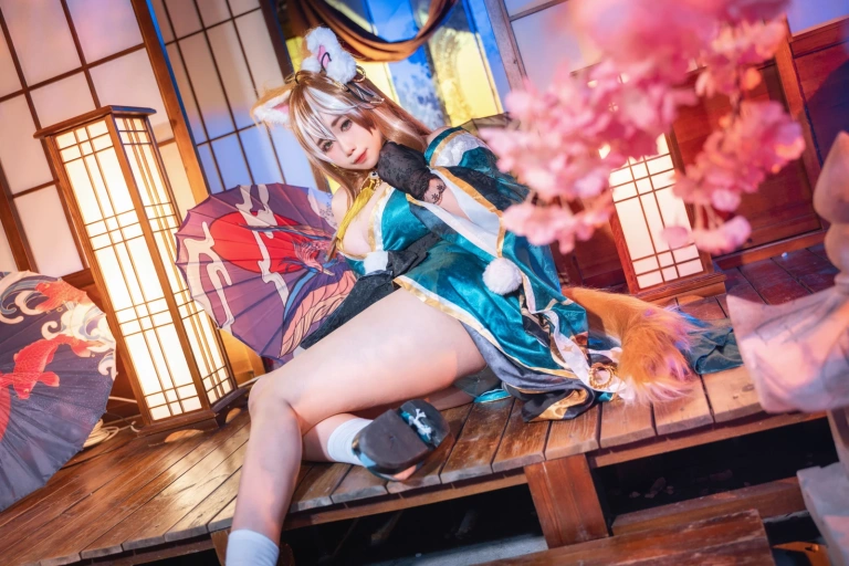 贞子蜜桃《原神 希娜小姐》主题写真：19张全套美图