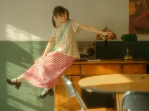 幼水铃衣《童年回忆》主题写真：20张全套美图