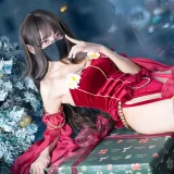 三水子《圣诞礼物》主题写真：20张全套美图