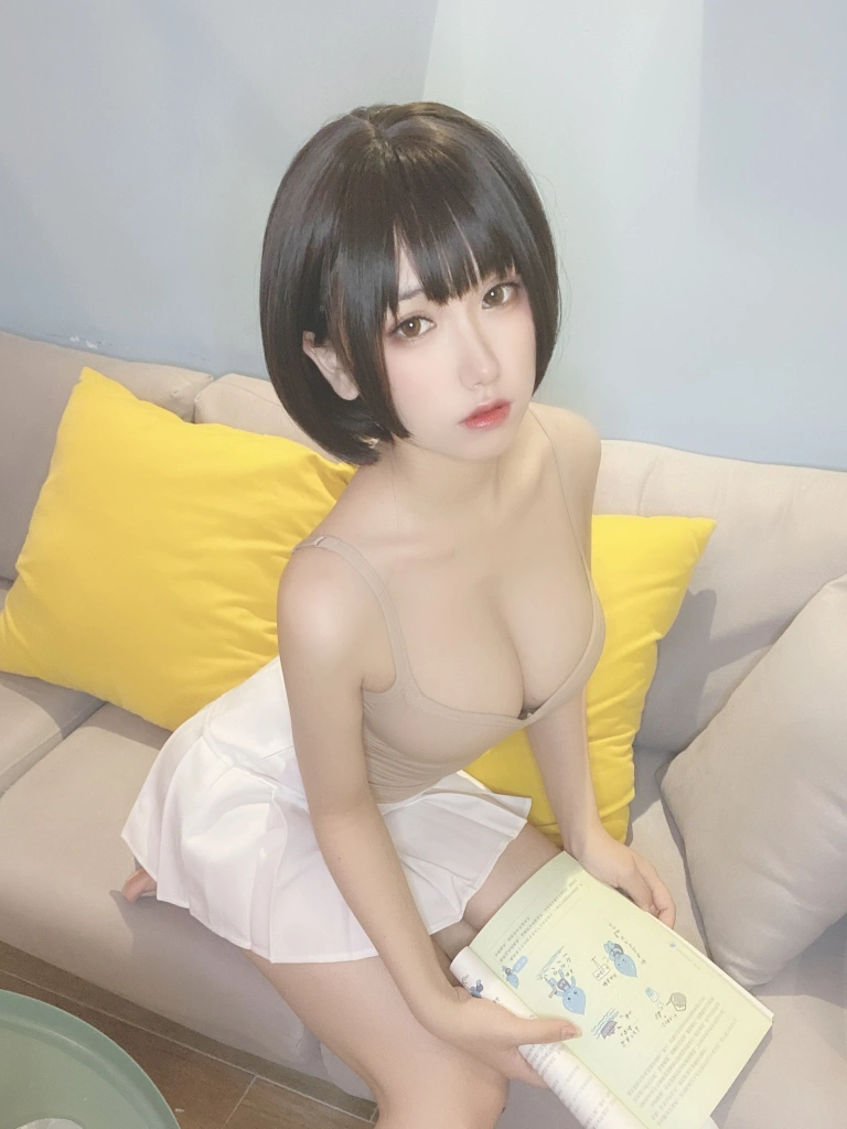 芋圆侑子《邻家姐姐》主题写真：225张全套美图，含10个视频