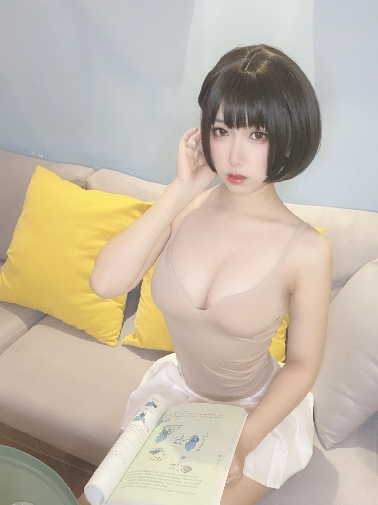芋圆侑子《邻家姐姐》主题写真：225张全套美图，含10个视频