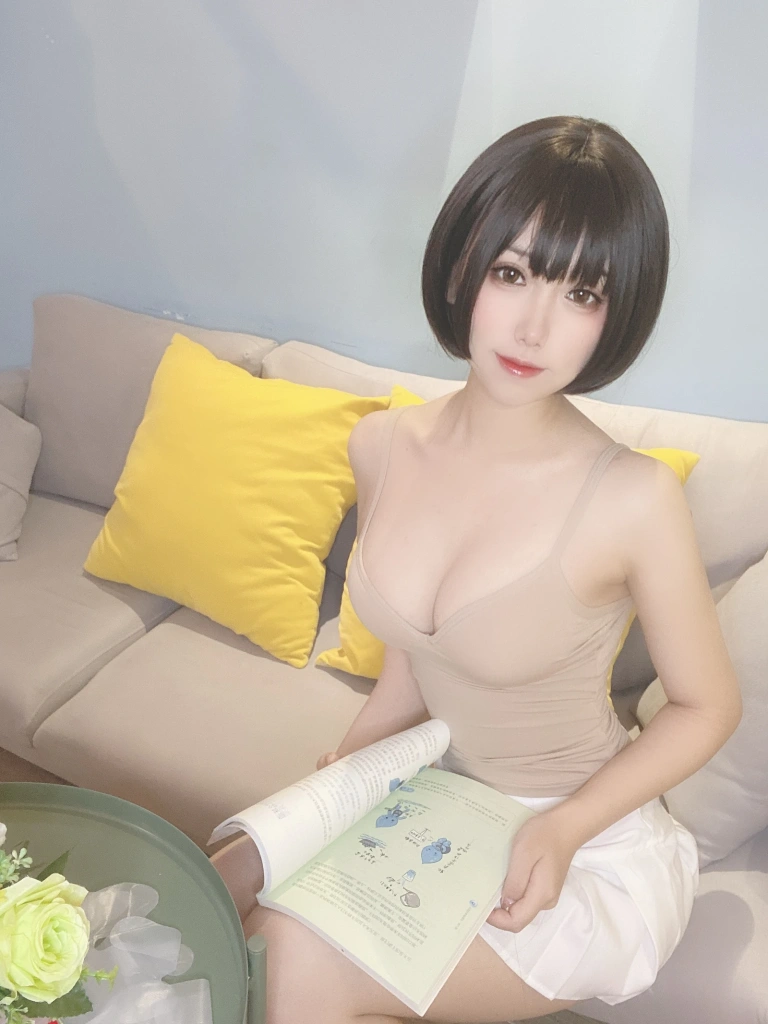 芋圆侑子《邻家姐姐》主题写真：225张全套美图，含10个视频