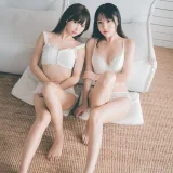 香草喵露露《饼饼和香草喵》主题写真：23张全套美图