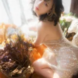 清青琴玖《窗外落霞》主题写真：23张全套美图