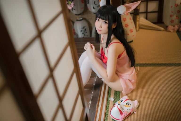 焖焖碳《碧蓝航线 長門睡衣》主题写真：27张全套美图