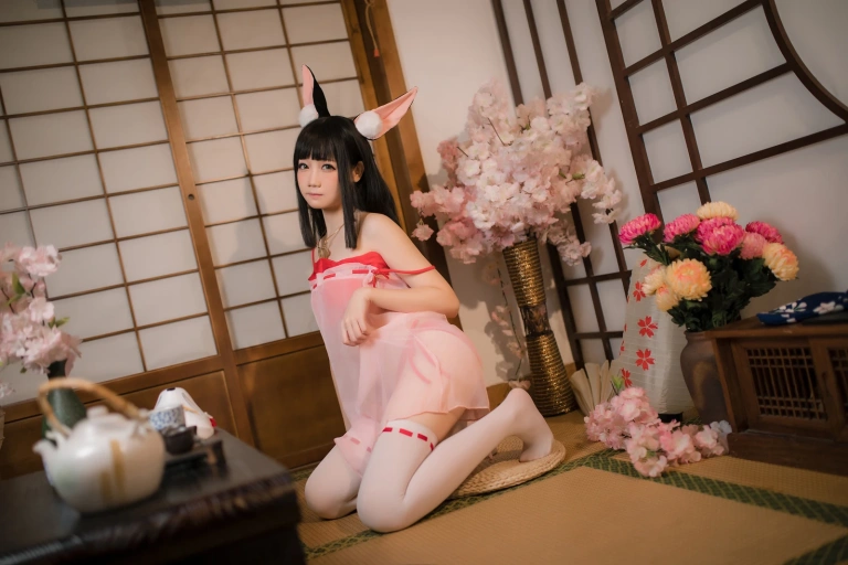焖焖碳《碧蓝航线 長門睡衣》主题写真：27张全套美图