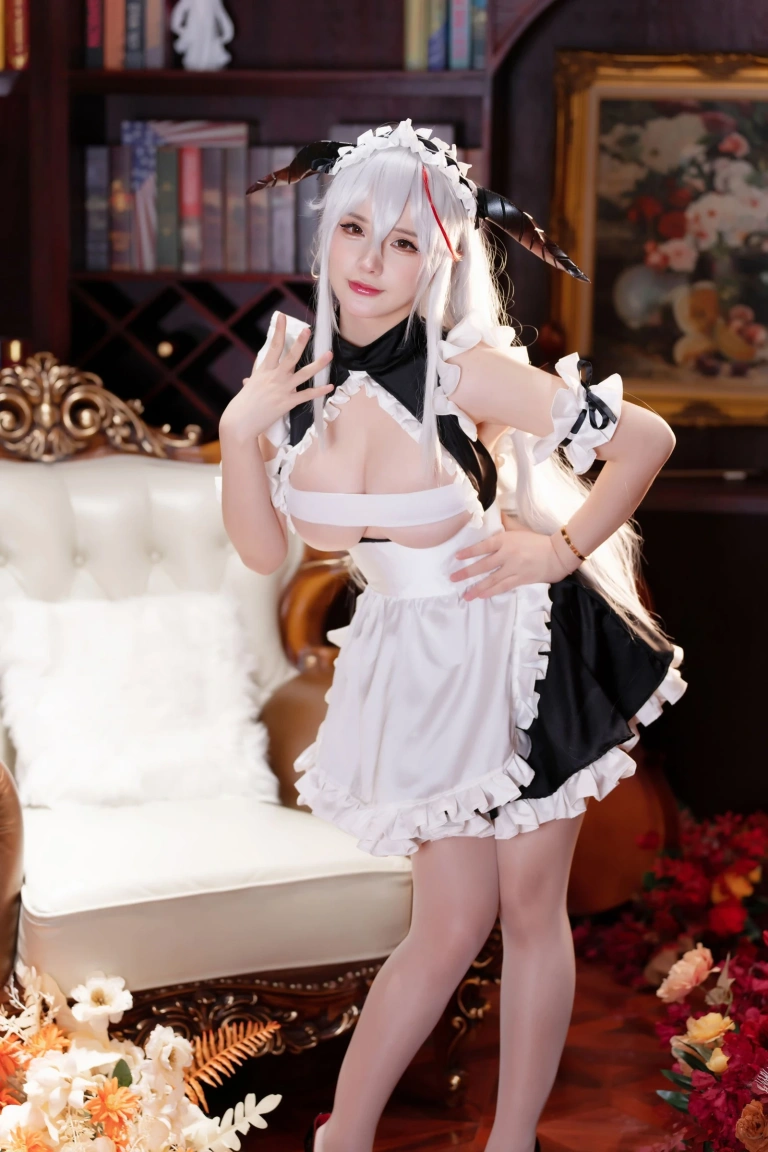 前羽《埃吉尔女仆》主题写真：28张全套美图