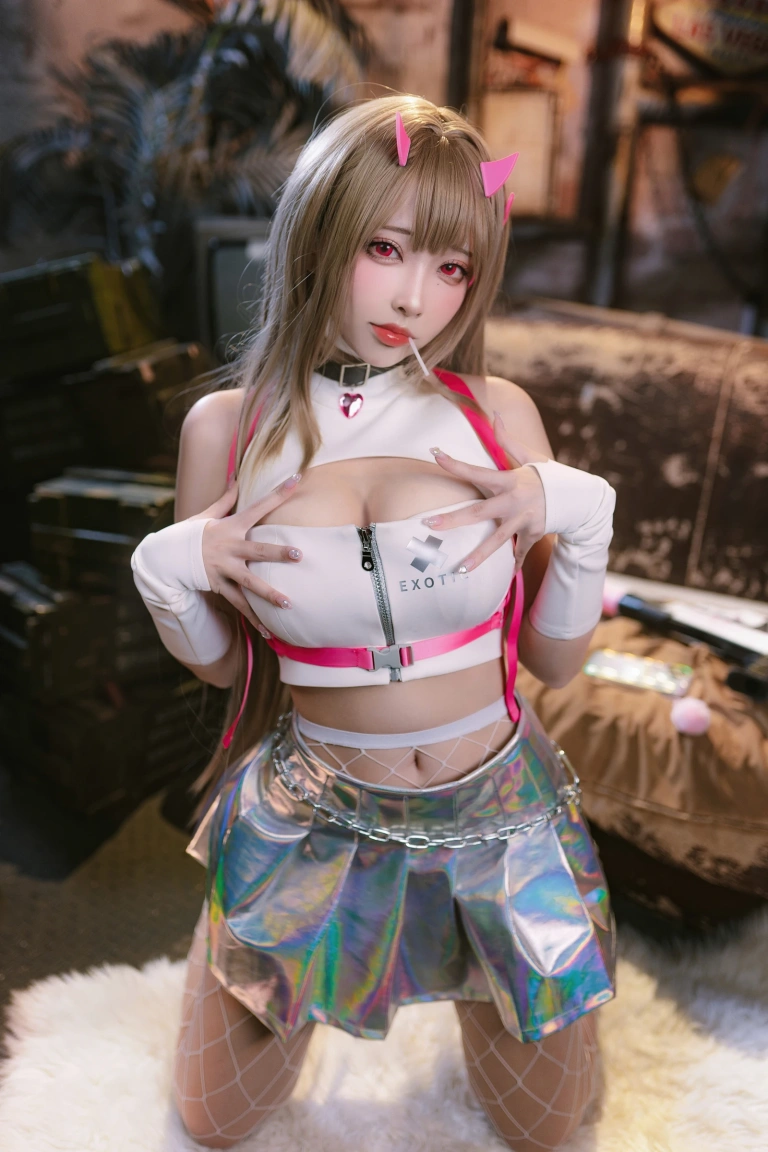 宮本桜《毒蛇》主题写真：34张全套美图