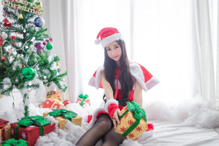 木棉棉《圣诞老人和驯鹿酱》主题写真：46张全套美图