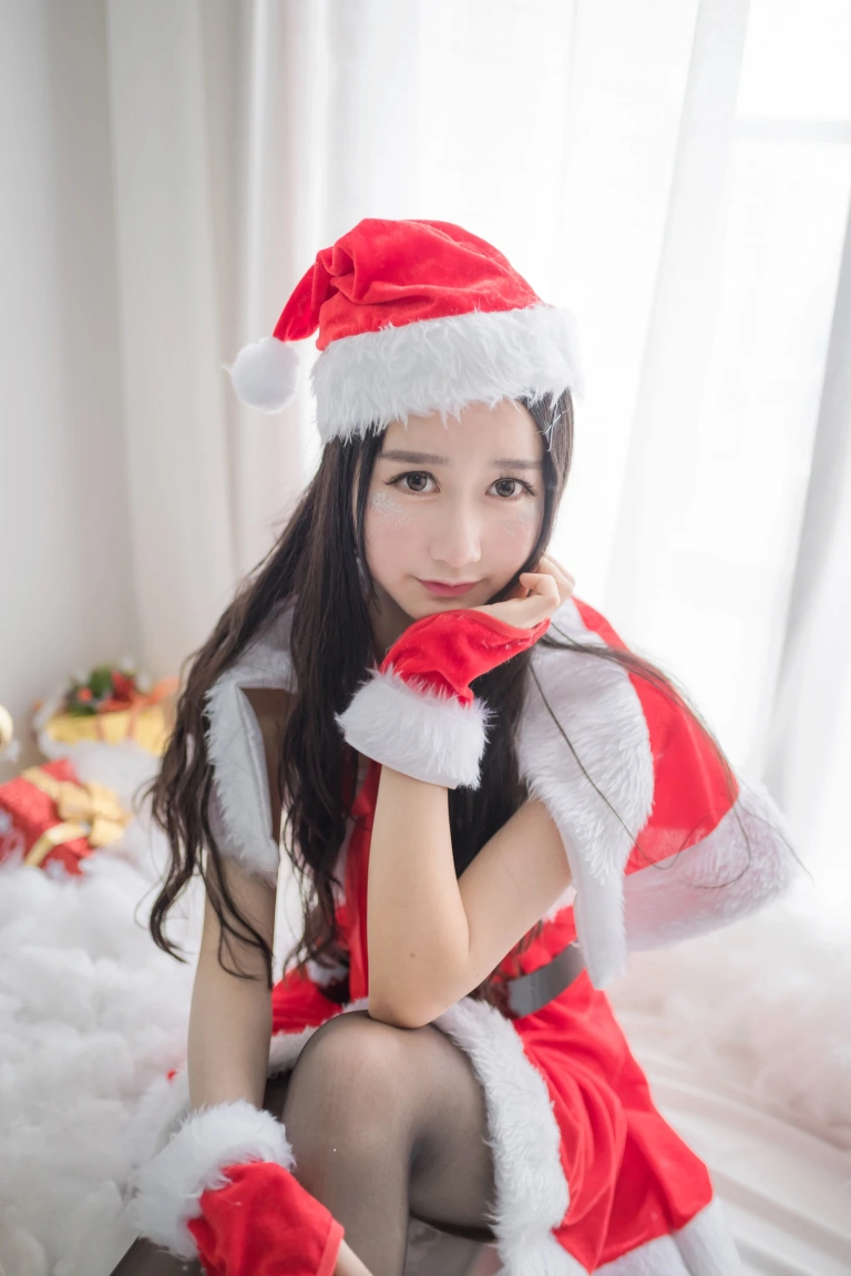 木棉棉《圣诞老人和驯鹿酱》主题写真：46张全套美图
