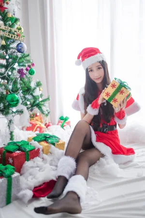 木棉棉《圣诞老人和驯鹿酱》主题写真：46张全套美图