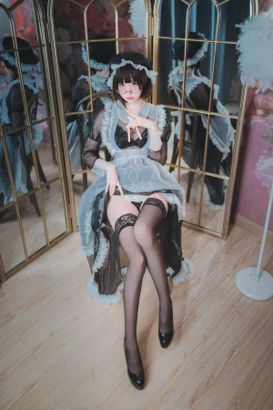 西园寺南歌《透明女仆》主题写真：50张全套美图，含2个视频