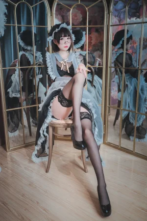 西园寺南歌《透明女仆》主题写真：50张全套美图，含2个视频