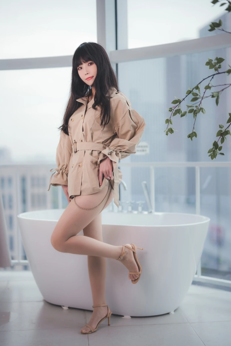 汪知子《风衣》主题写真：52张全套美图