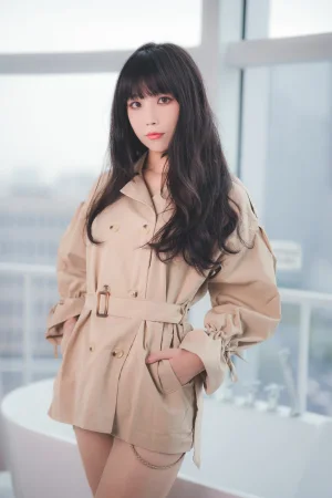 汪知子《风衣》主题写真：52张全套美图