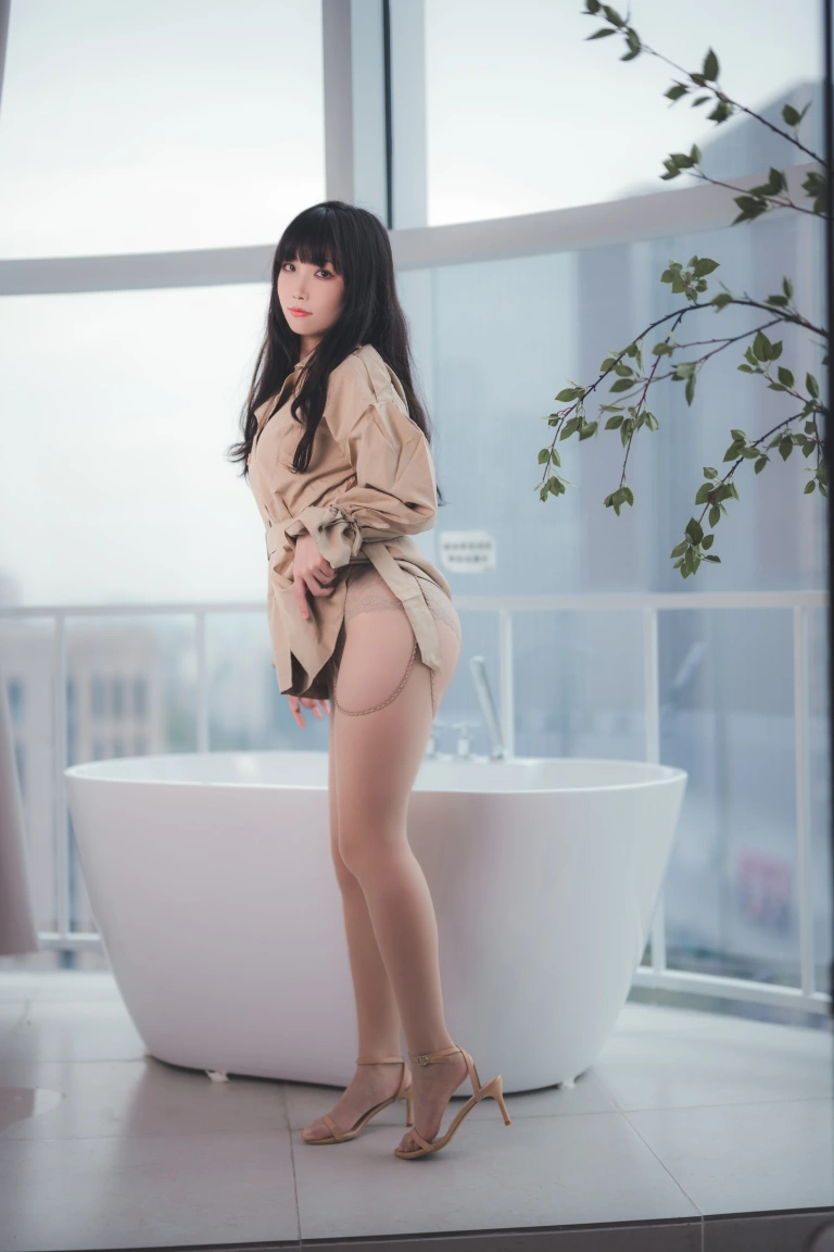 汪知子《风衣》主题写真：52张全套美图
