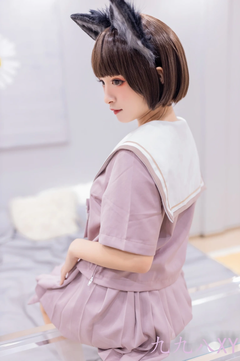 九九八《大灰狼》主题写真：53张全套美图