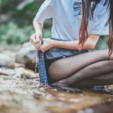 桜桃喵《河边死库水》主题写真：75张全套美图