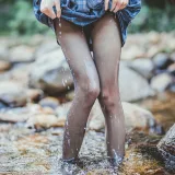 桜桃喵《河边死库水》主题写真：75张全套美图